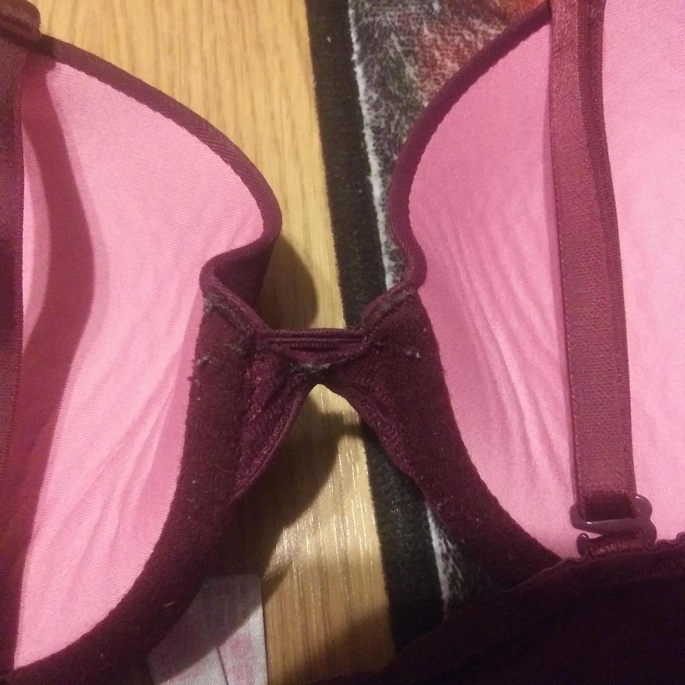 Pink Vs Push Up Bra Size 34C EUC - Picture 3 of 4